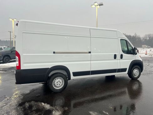 New 2026 RAM ProMaster 3500 w/ Convenience Group image 15