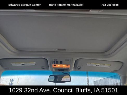 Used 2010 GMC Yukon XL SLT w/ SLT-2 Equipment Package image 14