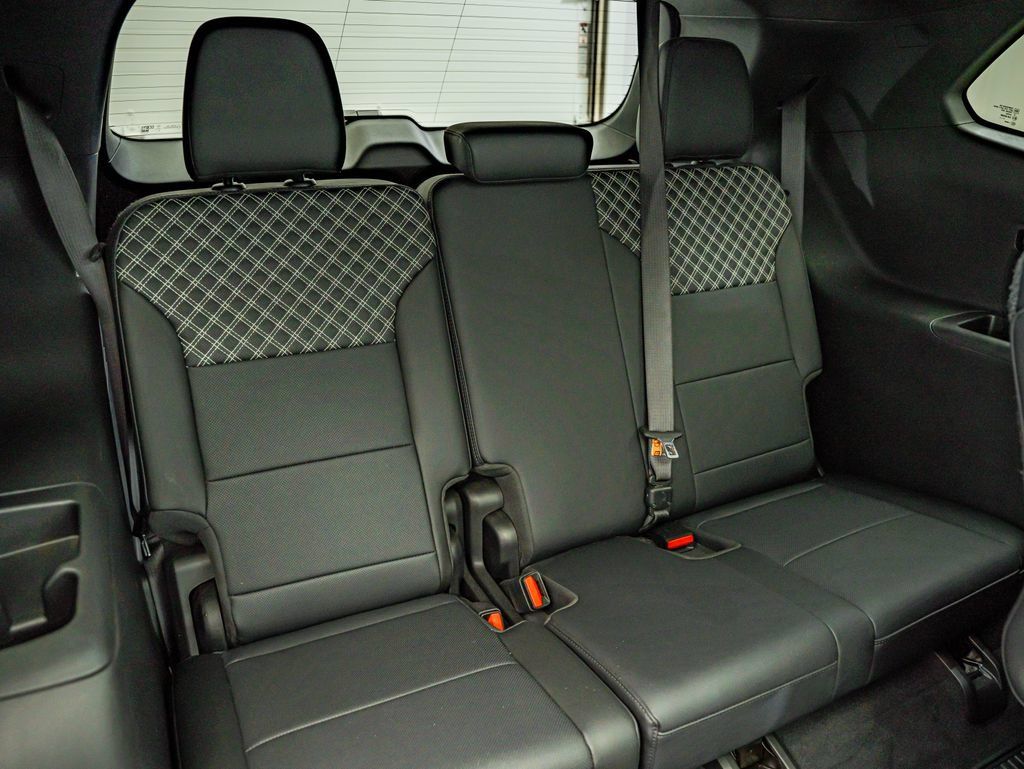Used 2024 GMC Acadia Denali w/ Super Cruise Package AWD/4WD image 36