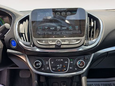 Used 2018 Chevrolet Volt Premier w/ Driver Confidence Package FWD image 10