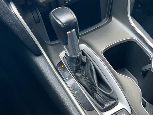 Used 2018 Honda Accord Sport image 20