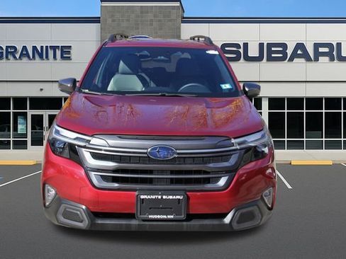 Used 2025 Subaru Forester Limited image 5