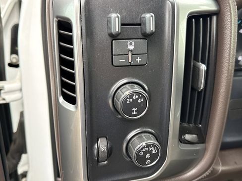 Used 2015 Chevrolet Silverado 2500 LTZ w/ LTZ Plus Package image 19