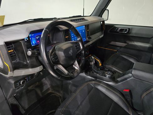 Used 2021 Ford Bronco Badlands image 17