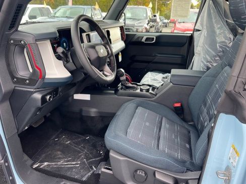 New 2025 Ford Bronco Heritage Edition image 14