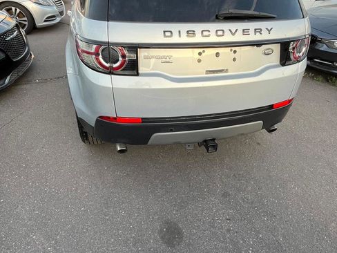 Used 2019 Land Rover Discovery Sport HSE AWD/4WD image 5