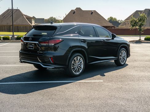 Used 2022 Lexus RX 350L Luxury w/ Accessory Package (Z1) FWD image 6