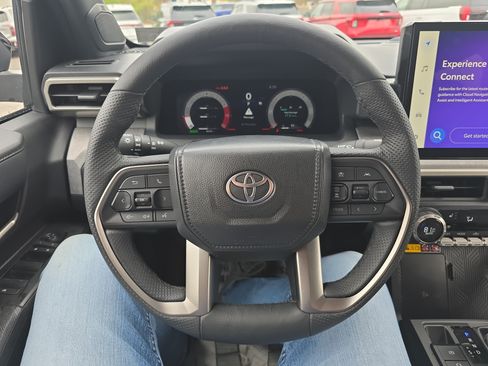Used 2025 Toyota Tacoma 4x4 Double Cab Hybrid w/ Tow Tech Package image 20
