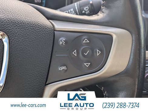 Used 2018 GMC Canyon Denali image 21