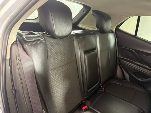 Used 2019 Buick Encore Preferred w/ Safety Package FWD image 23