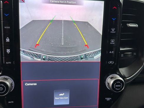 Used 2025 RAM 1500 Laramie w/ Laramie Southwest Edition image 24