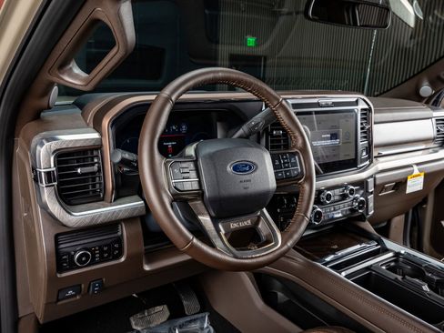 Used 2026 Ford F350 King Ranch w/ Chrome Package image 17