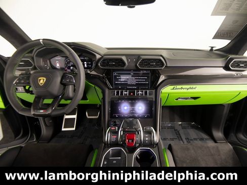 Used 2024 Lamborghini Urus S image 49