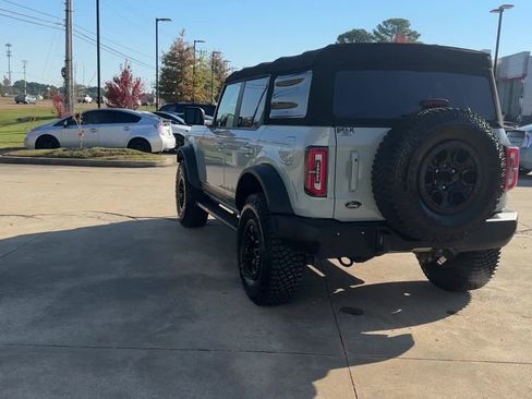 Used 2021 Ford Bronco Wildtrak image 4