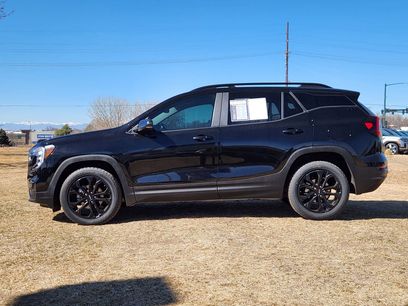 Used 2022 GMC Terrain SLE w/ Driver Convenience Package