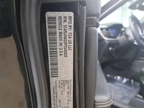 Certified 2023 Jeep Grand Cherokee Altitude image 34