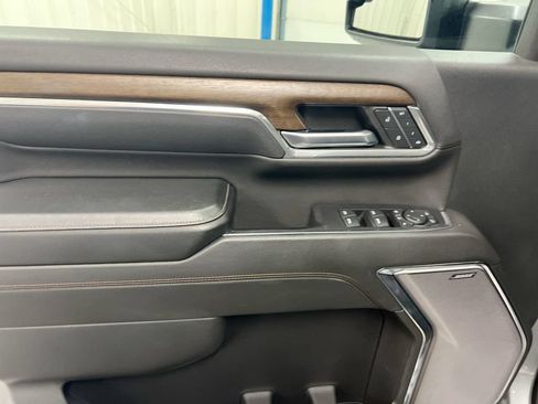 Used 2024 Chevrolet Silverado 2500 High Country w/ High Country Premium Package AWD/4WD image 22
