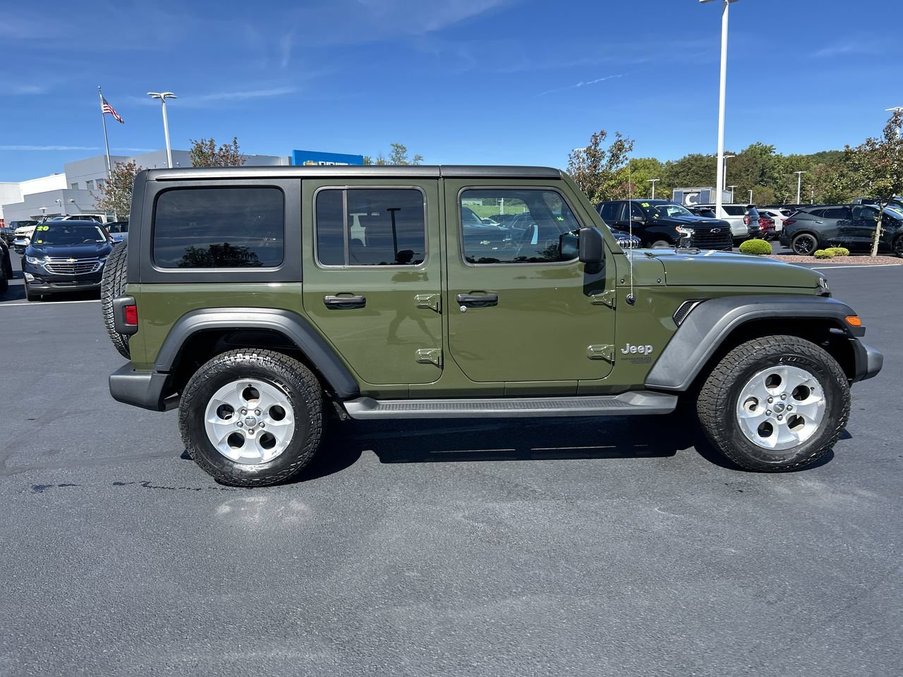 Used 2021 Jeep Wrangler Unlimited Sport AWD/4WD image 8