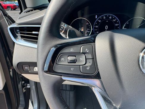 Used 2023 Buick Enclave Avenir w/ Avenir Technology Package FWD image 27