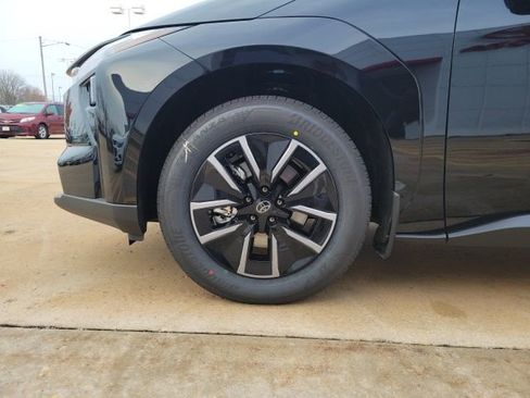 Used 2026 Toyota bZ AWD/4WD image 16