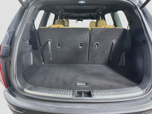 Used 2022 Kia Telluride SX w/ Towing Package FWD image 30