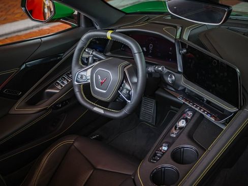 Used 2026 Chevrolet Corvette Z06 w/ Stealth Interior Trim Package RWD image 45