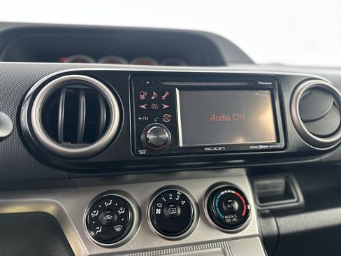 Used 2012 Scion xB image 29