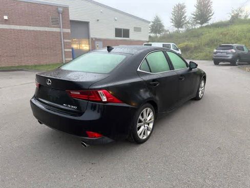 Used 2016 Lexus IS 300 AWD w/ Premium Package image 9