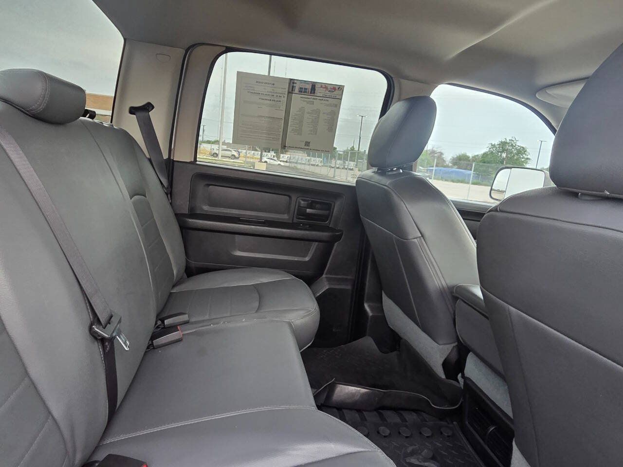 Used 2016 RAM 2500 Tradesman w/ Popular Equipment Group RWD image 29