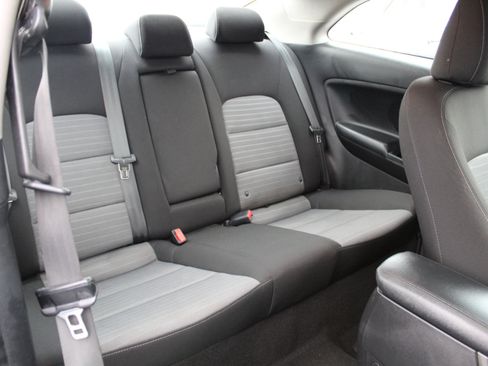 Used 2015 Kia Forte Koup EX image 11