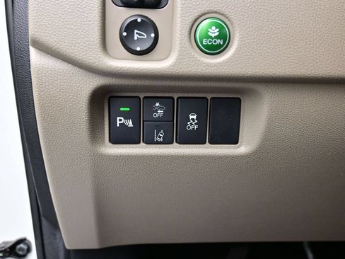 Used 2021 Honda Pilot Touring image 21