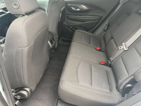 Used 2024 GMC Terrain SLE FWD image 29