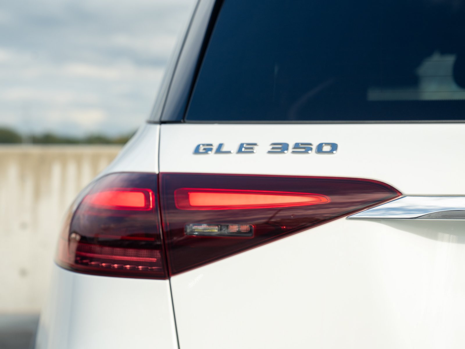 Used 2026 Mercedes-Benz GLE 350 4MATIC image 11
