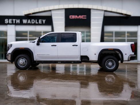 New 2026 GMC Sierra 3500 Pro w/ 1SA Pro Safety Plus Package AWD/4WD image 50