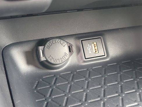 Used 2025 Toyota RAV4 LE image 28