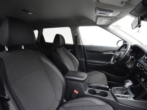 Used 2021 Kia Seltos S FWD image 17