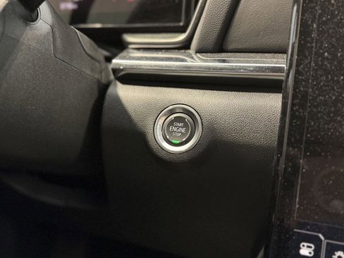 Used 2026 GMC Terrain Elevation w/ LPO, Floor Liner Package image 15