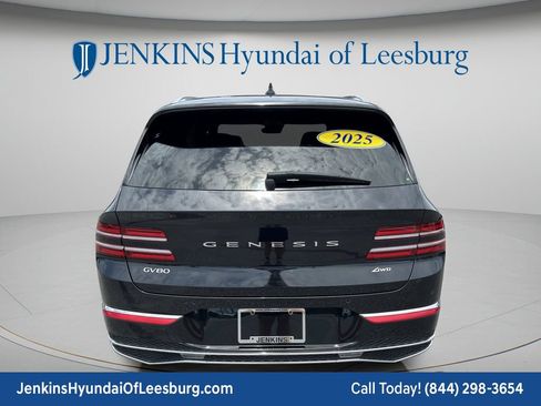 Used 2025 Genesis GV80 2.5T Advanced AWD/4WD image 6