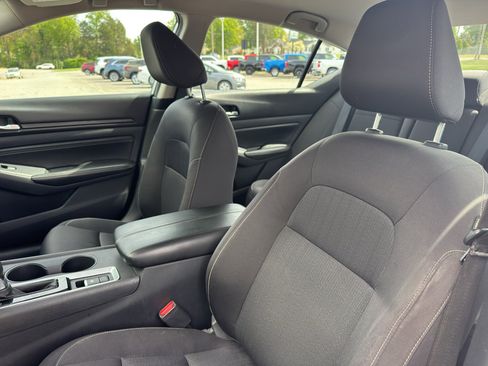 Used 2020 Nissan Altima 2.5 S image 8