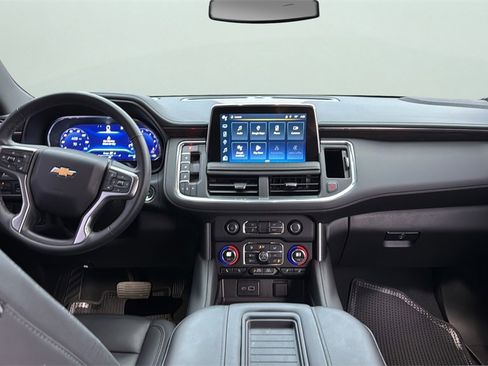 Used 2024 Chevrolet Tahoe LT w/ LT Signature Package image 14