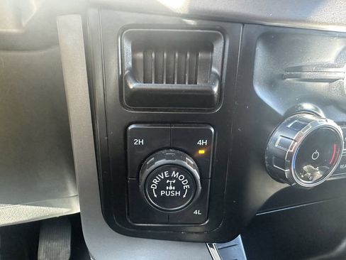 Used 2024 Ford F150 XLT w/ Mobile Office Package image 17