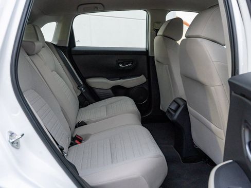 Certified 2025 Honda HR-V LX image 13