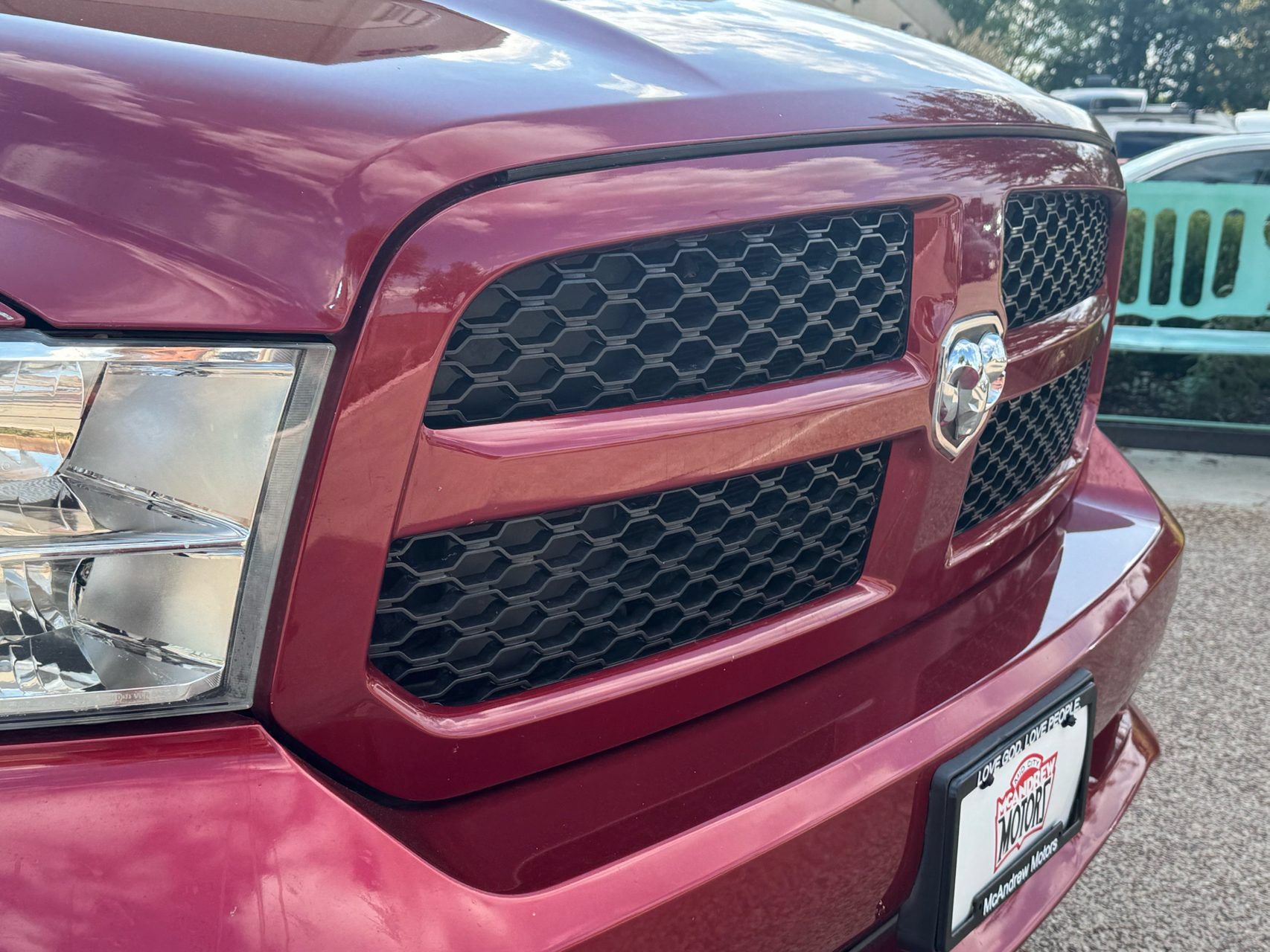Used 2014 RAM 1500 Express RWD image 2
