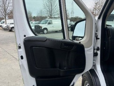 Used 2017 RAM ProMaster 2500 image 14