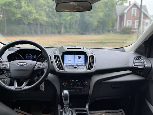 Used 2018 Ford Escape SEL image 11