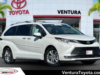 Certified 2022 Toyota Sienna Limited