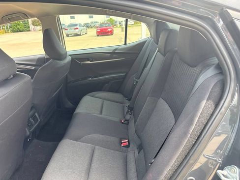 Used 2025 Toyota Camry LE FWD image 19