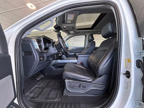 Used 2023 Ford F250 Lariat w/ Lariat Ultimate Package AWD/4WD image 10