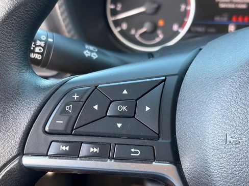 Used 2024 Nissan Sentra SV FWD image 32