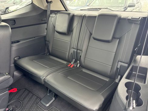 Certified 2023 Volkswagen Atlas SEL image 38